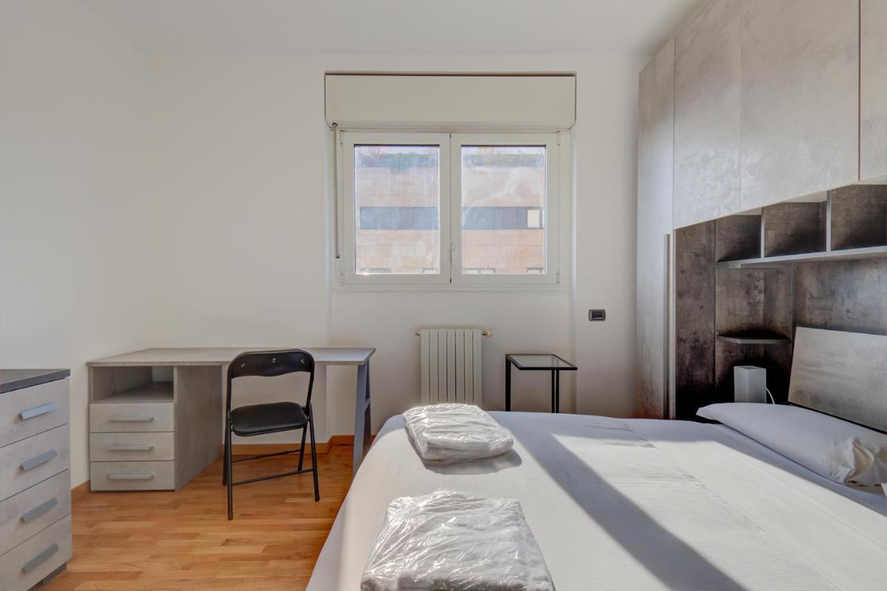 Splendida Terrazza Su Arcimboldi - Milano Bicocca Apartman Kültér fotó